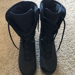 Adidas snow boots, size 7